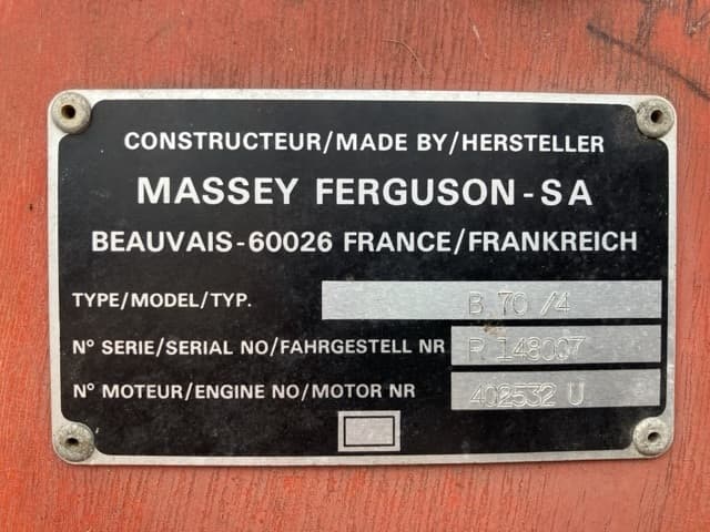 Tractor — Auction (lot 8461-3831)