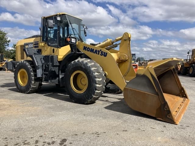 WHEEL LOADER — Auction (lot 8461-384)