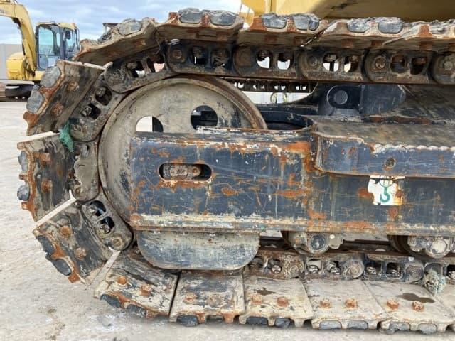 EXCAVATOR — Auction (lot 8461-386)
