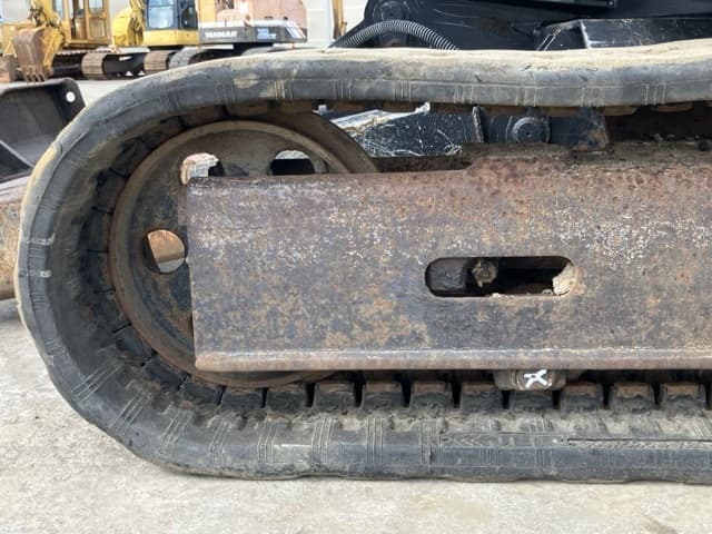 MINI EXCAVATOR — Auction (lot 8461-388)