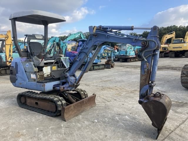 MINI EXCAVATOR — Auction (lot 8461-389)