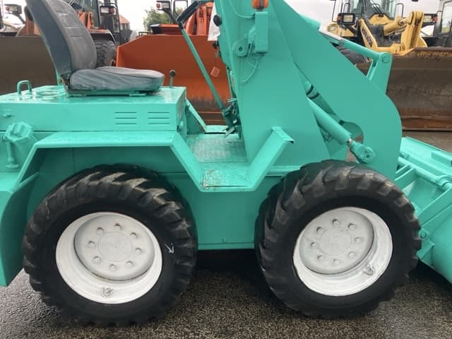 SKID STEER LOADER — Auction (lot 8461-39)