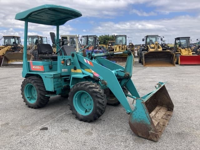 MINI WHEEL LOADER — Auction (lot 8461-390)