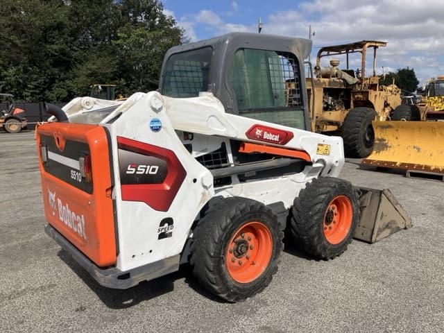 SKID STEER LOADER — Auction (lot 8461-395)