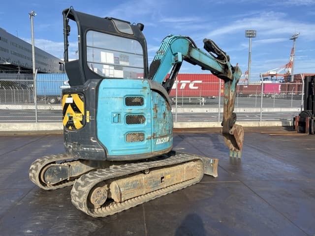MINI EXCAVATOR — Auction (lot 8461-40001)