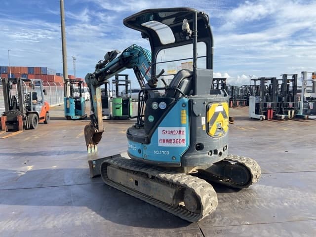 MINI EXCAVATOR — Auction (lot 8461-40001)