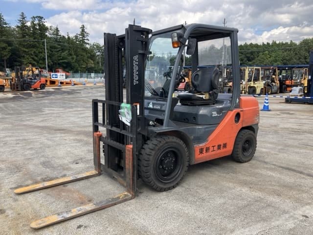 Forklift — Auction (lot 8461-4001)