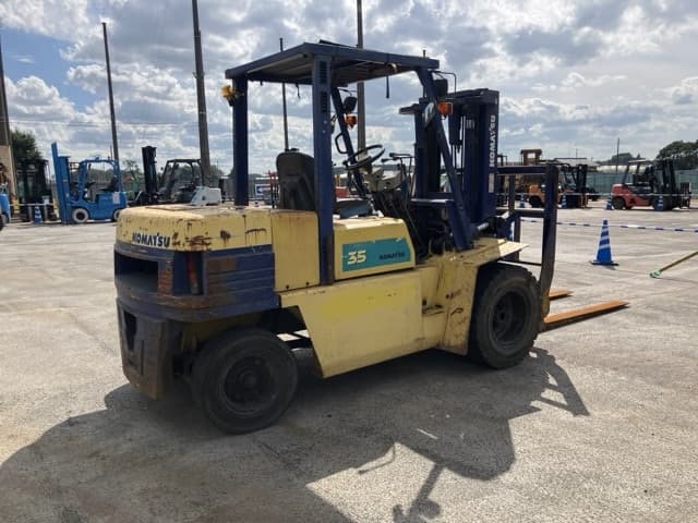 Forklift — Auction (lot 8461-4002)