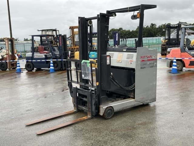 Reach Forklift — Auction (lot 8461-4003)