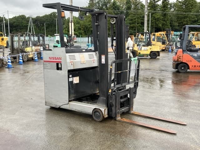 Reach Forklift — Auction (lot 8461-4003)