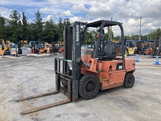 Forklift — Auction (lot 8461-4005)