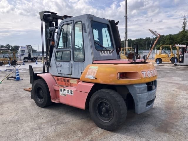 Forklift — Auction (lot 8461-4006)