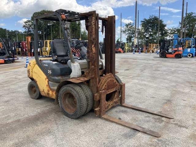 Forklift — Auction (lot 8461-4010)