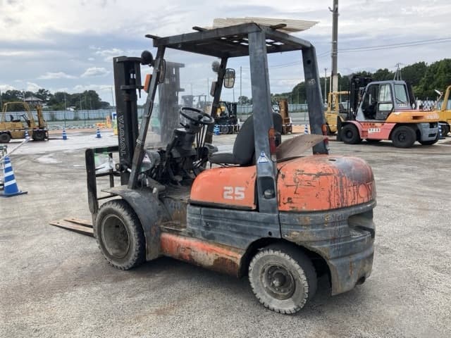 Forklift — Auction (lot 8461-4011)