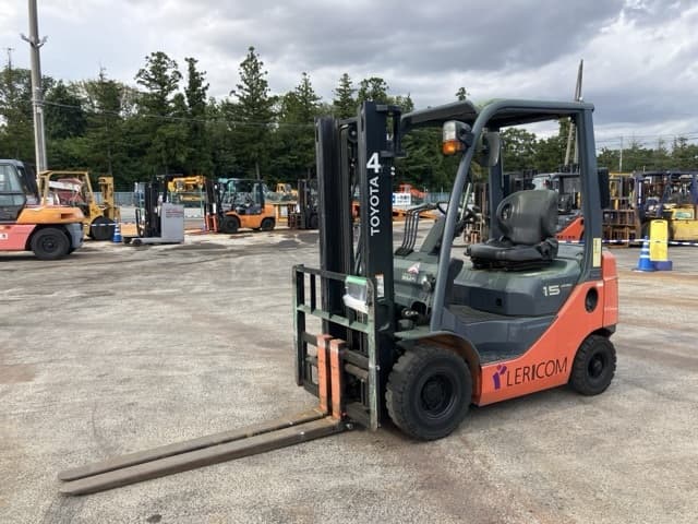 Forklift — Auction (lot 8461-4015)