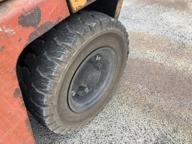 Forklift — Auction (lot 8461-4020)