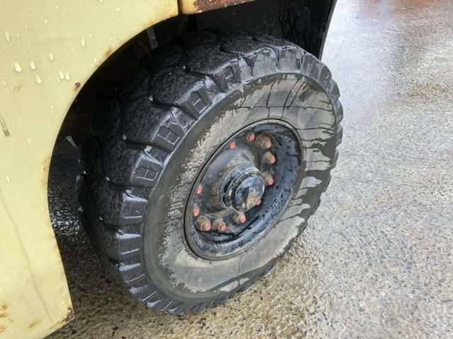 Forklift — Auction (lot 8461-4027)