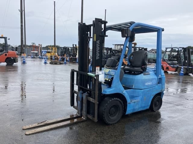 Forklift — Auction (lot 8461-4038)