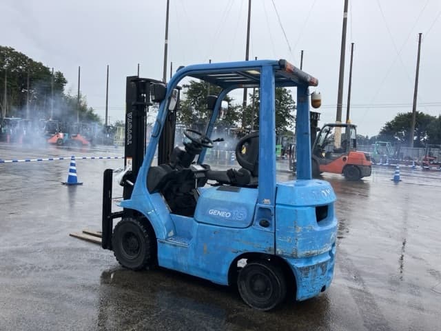 Forklift — Auction (lot 8461-4038)