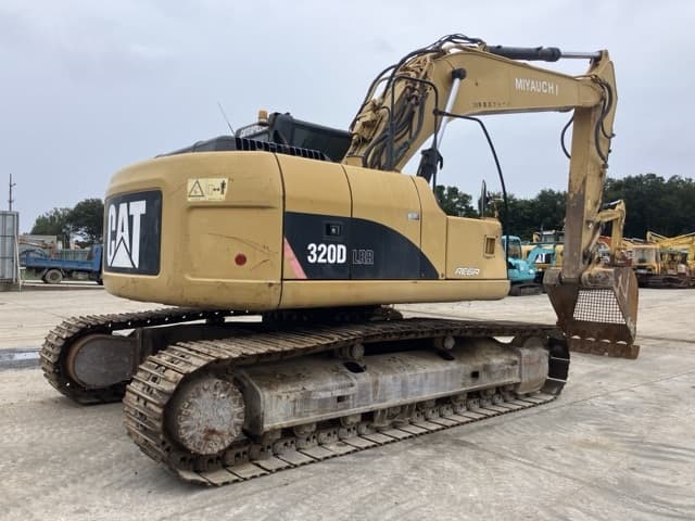EXCAVATOR — Auction (lot 8461-404)