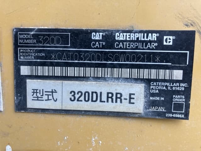 EXCAVATOR — Auction (lot 8461-404)