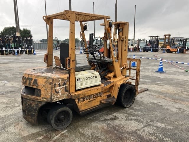 Forklift — Auction (lot 8461-4044)