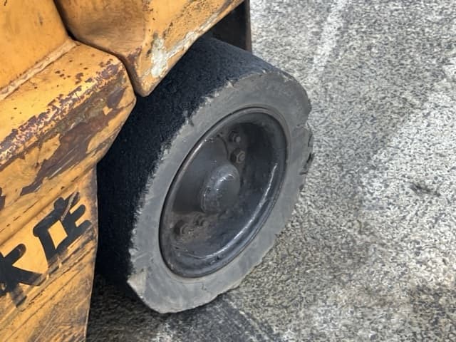 Forklift — Auction (lot 8461-4044)