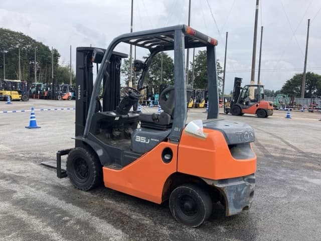 Forklift — Auction (lot 8461-4047)