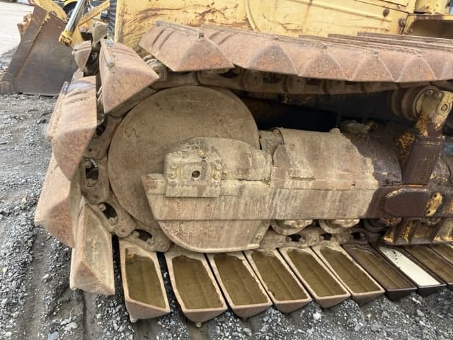 Bulldozer — Auction (lot 8461-405)