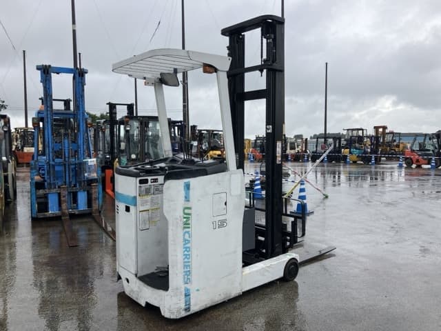 Reach Forklift — Auction (lot 8461-4064)