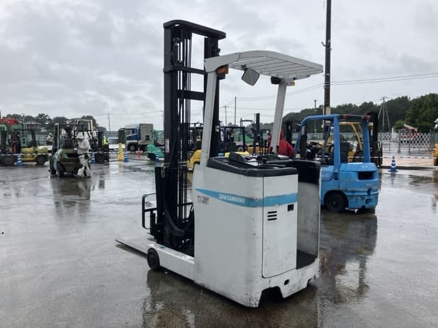 Reach Forklift — Auction (lot 8461-4064)