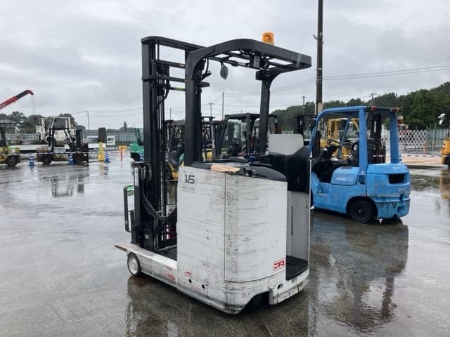 Reach Forklift — Auction (lot 8461-4071)