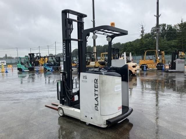 Reach Forklift — Auction (lot 8461-4072)