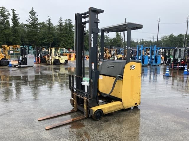Reach Forklift — Auction (lot 8461-4075)
