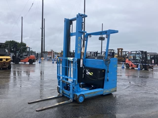 Reach Forklift — Auction (lot 8461-4081)