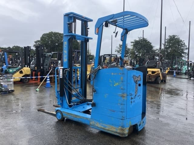 Reach Forklift — Auction (lot 8461-4081)