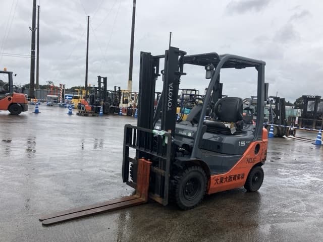 Forklift — Auction (lot 8461-4084)