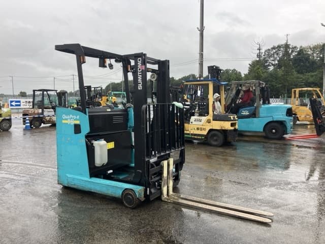 Reach Forklift — Auction (lot 8461-4092)