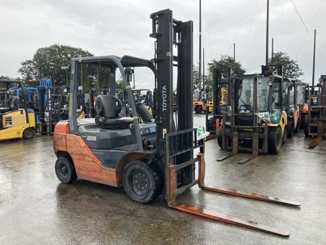 Forklift — Auction (lot 8461-4093)