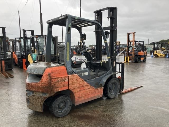 Forklift — Auction (lot 8461-4093)