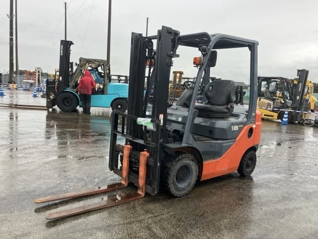 Forklift — Auction (lot 8461-4097)