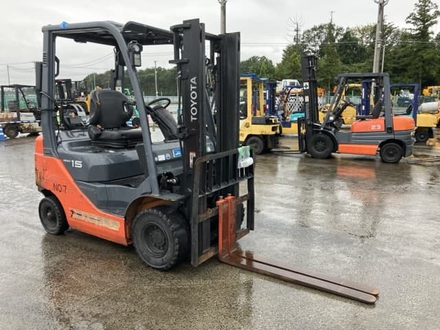 Forklift — Auction (lot 8461-4098)