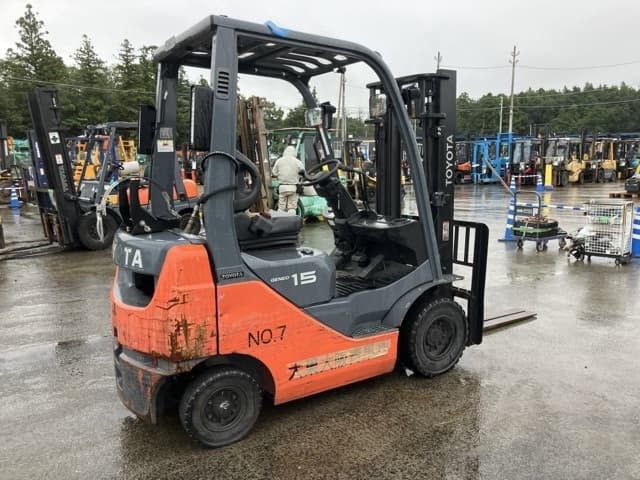 Forklift — Auction (lot 8461-4098)