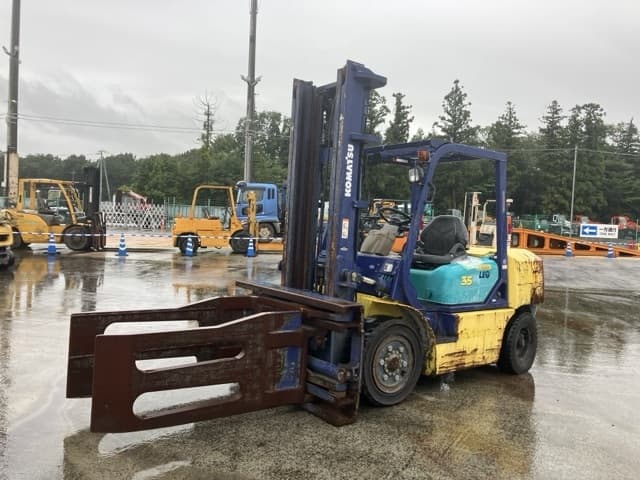 Forklift — Auction (lot 8461-4104)