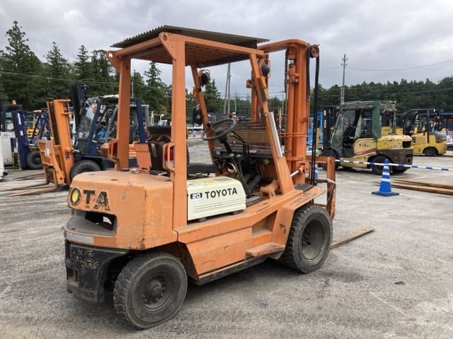 Forklift — Auction (lot 8461-4110)