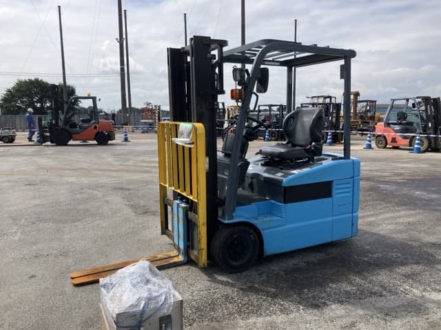 Battery Forklift — Auction (lot 8461-4113)