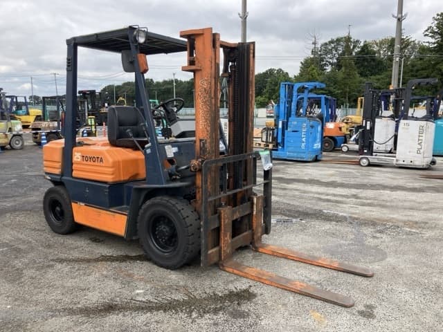 Forklift — Auction (lot 8461-4115)