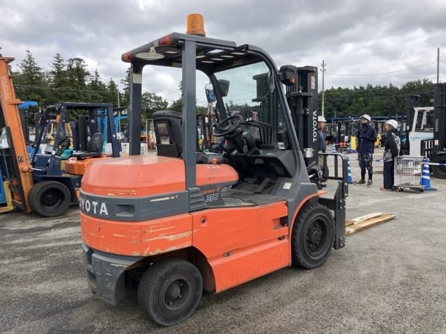 Battery Forklift — Auction (lot 8461-4117)
