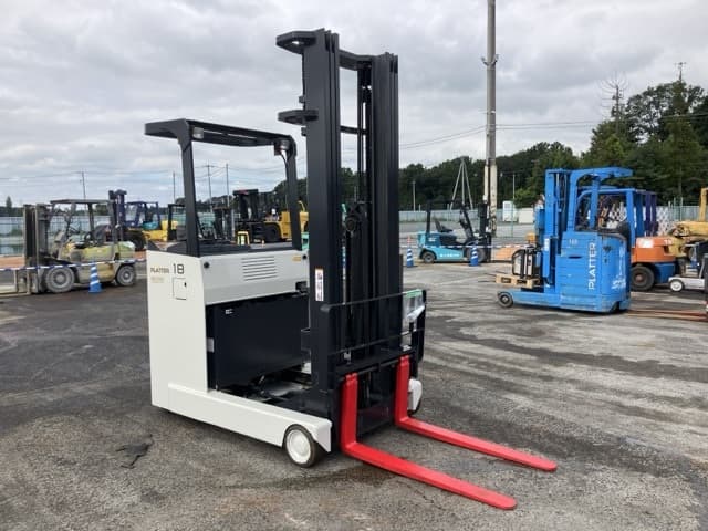 Reach Forklift — Auction (lot 8461-4119)