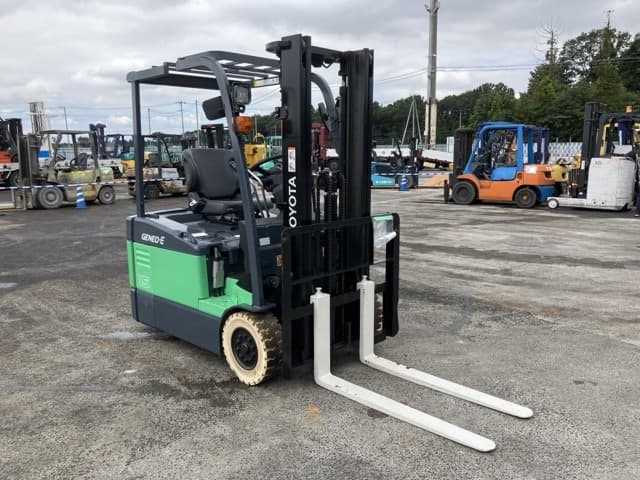 Battery Forklift — Auction (lot 8461-4122)